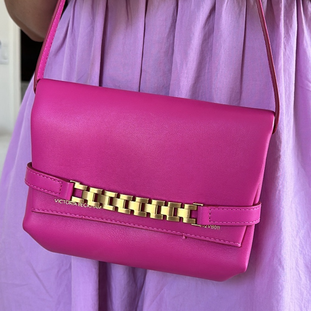 VICTORIA BECKHAM
Leather mini pouch
